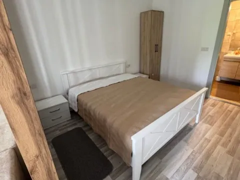 Izdavanje, jednosoban stan, 42m², Centar, Bar - image 11