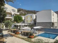 Izdavanje, garsonjera, 27m², Pržno, Budva - image 11