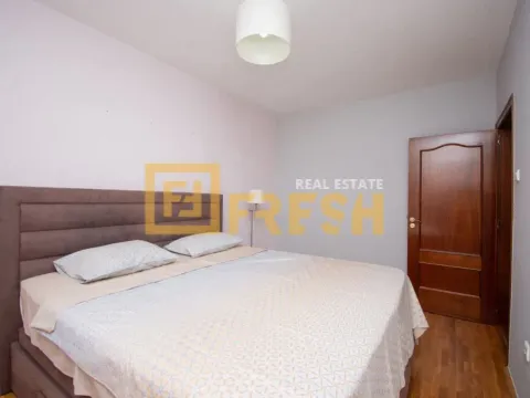 Izdavanje, dvosoban stan, 94m², Centar, Podgorica - image 19