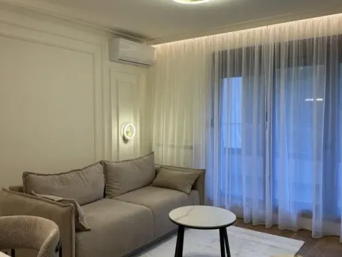 Izdavanje, jednosoban stan, 35m², Južni Bulevar, Vračar Sve Podlokacije - image 3