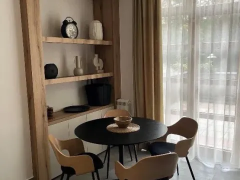 Izdavanje, jednosoban stan, 70m², Vračar Hram, Vračar Sve Podlokacije - image 9