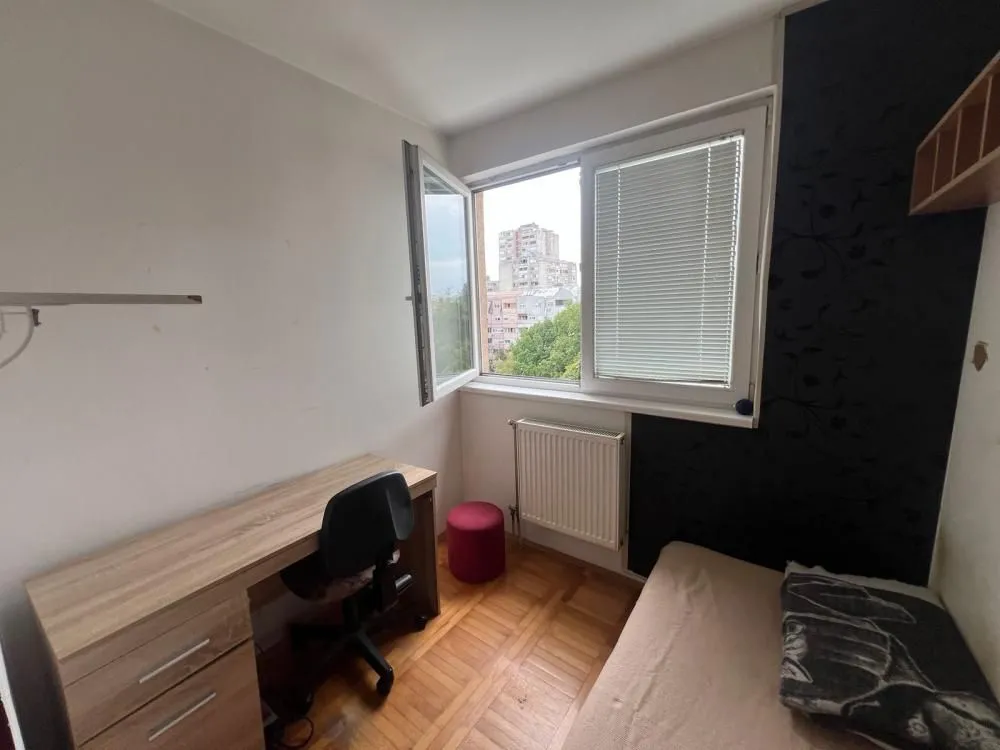 Sale, three bedroom apartment, 82m², Brace Jerković, Voždovac Sve Podlokacije