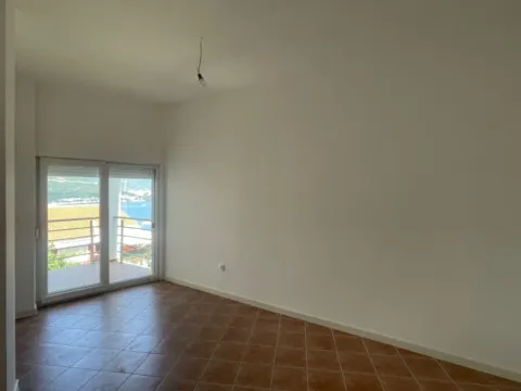 Sale, two bedroom apartment, 65m², Gospoština, Budva - image 8