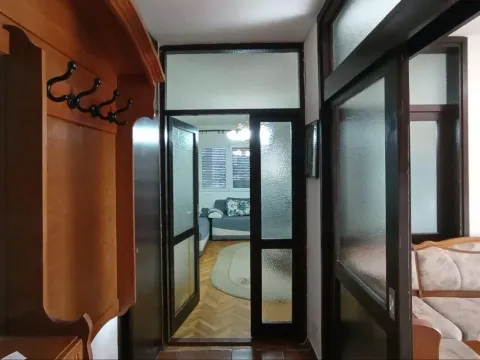 Rent, one bedroom apartment, 54m², Bar, Crna Gora - image 2