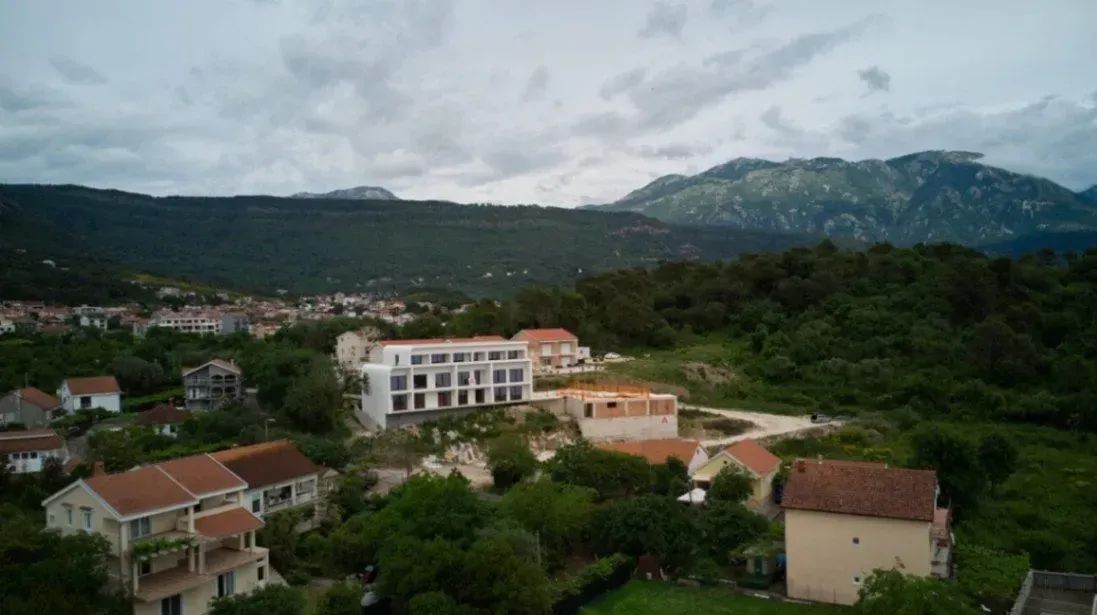 Prodaja, dvosoban stan, 94m², Bonići, Tivat