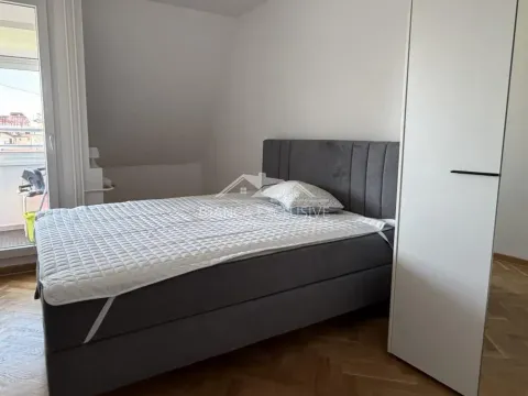 Sale, three bedroom apartment, 72m², Savski Venac, Beograd - image 12