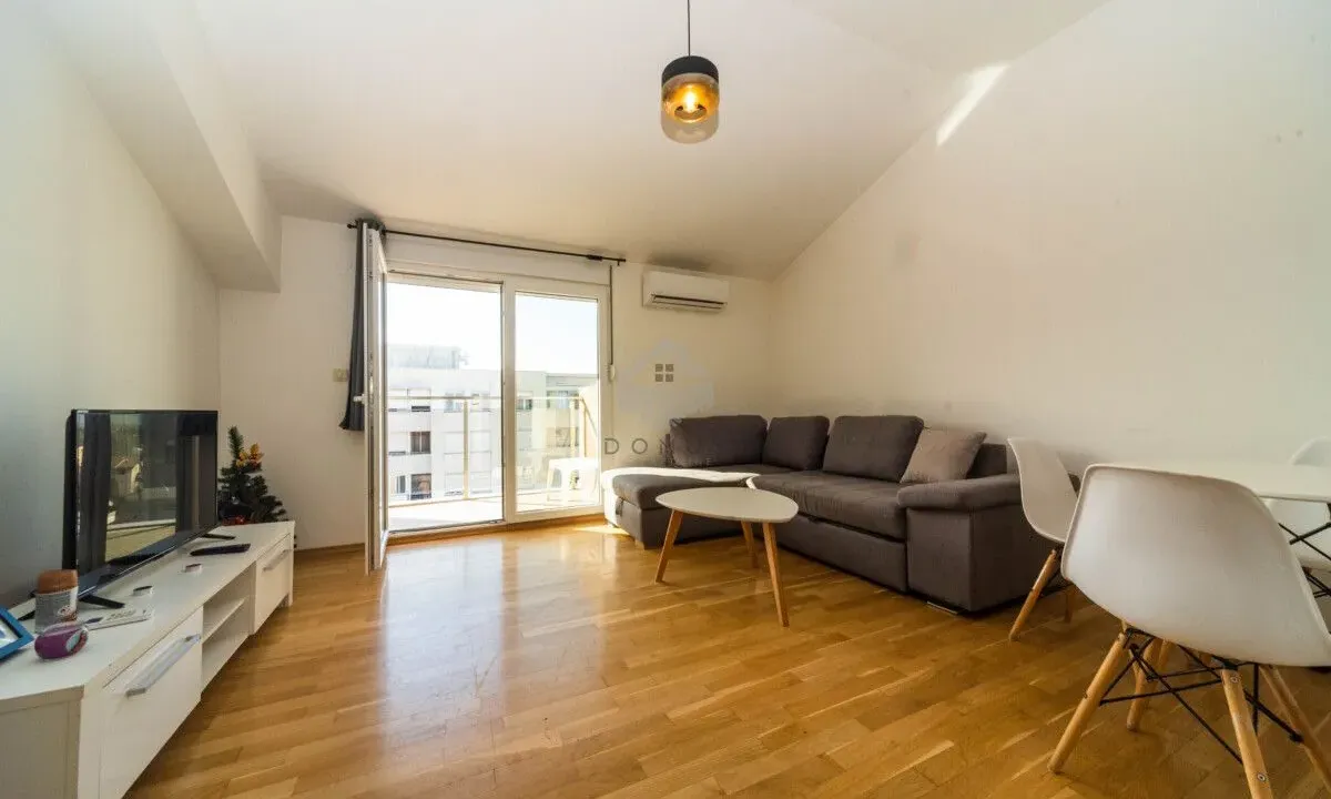 Sale, one bedroom apartment, 45m², Blok 9, Podgorica