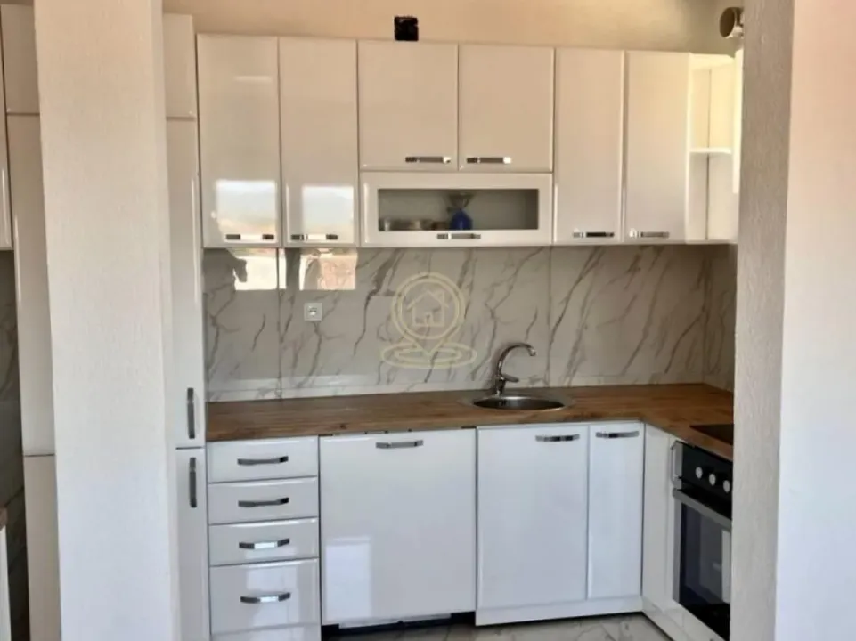 Rent, four bedroom apartment, 80m², Medijana, Niš
