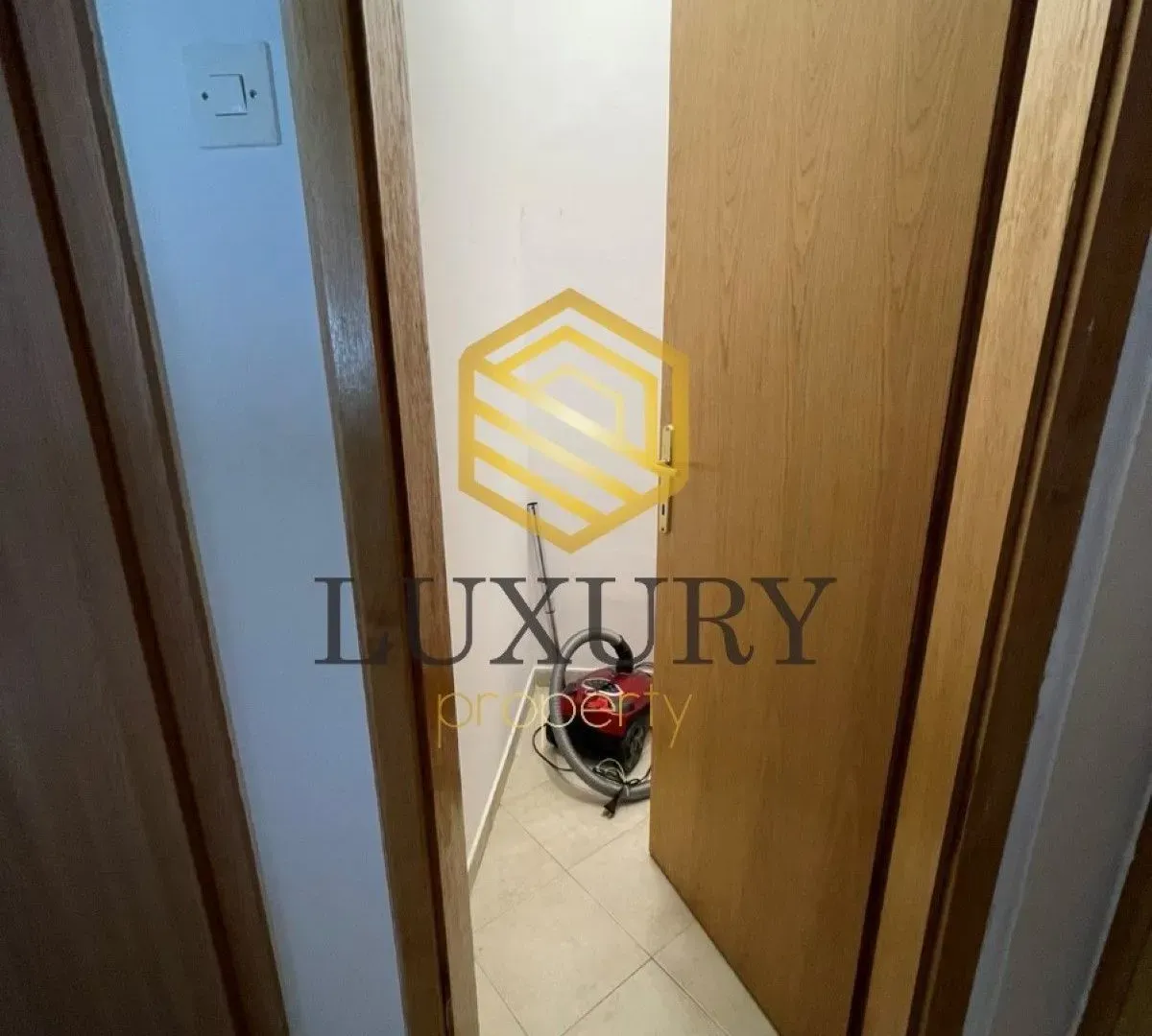 Rent, two bedroom apartment, 65m², Stari Aerodrom, Podgorica