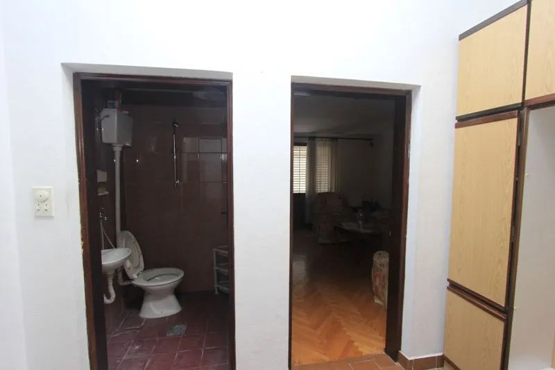 Sale, house, 600m², Sutomore, Bar