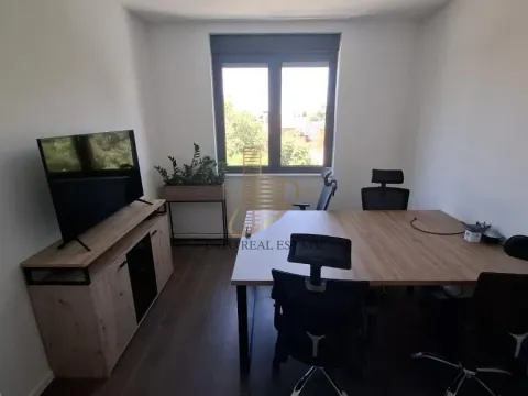 Rent, office space, 170m², Telep, Novi Sad Sve Podlokacije - image 6