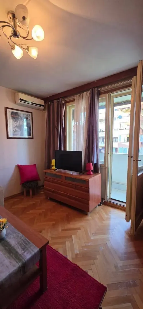 Prodaja, garsonjera, 30m², Gintaš, Podgorica