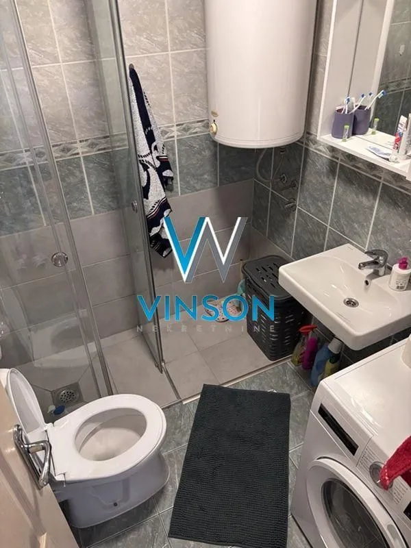 Prodaja, trosoban stan, 48m², Adamovićevo Naselje, Novi Sad Sve Podlokacije