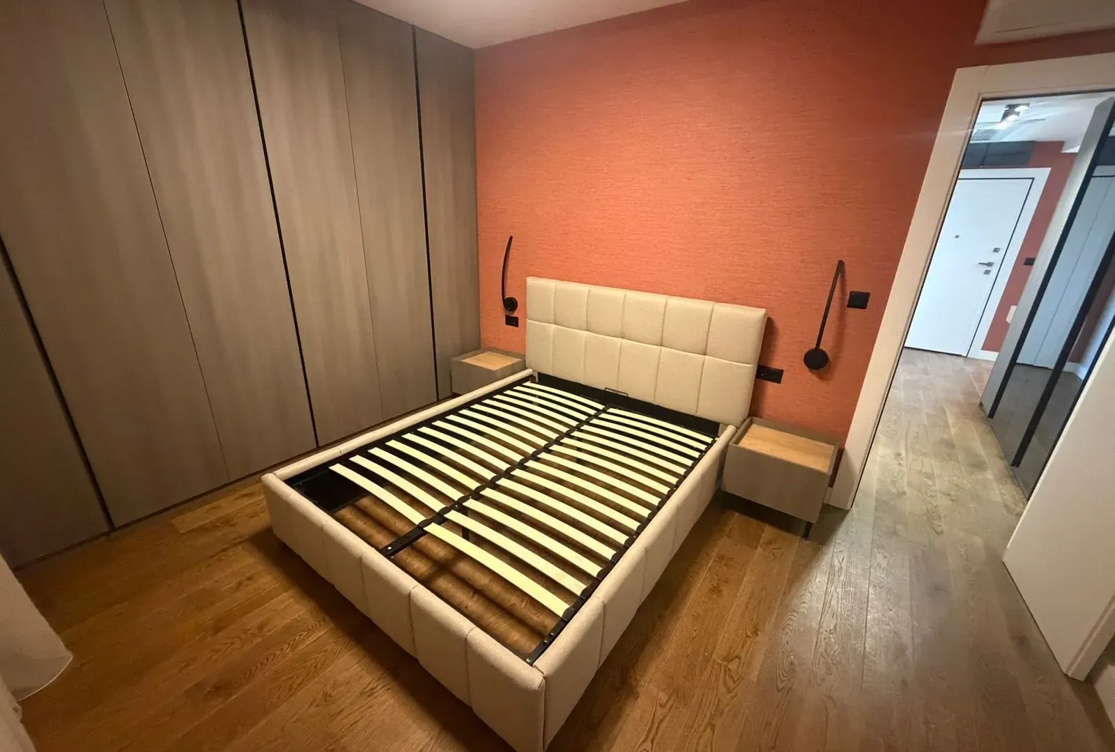 Izdavanje, dvosoban stan, 72m², Tripovići, Tivat