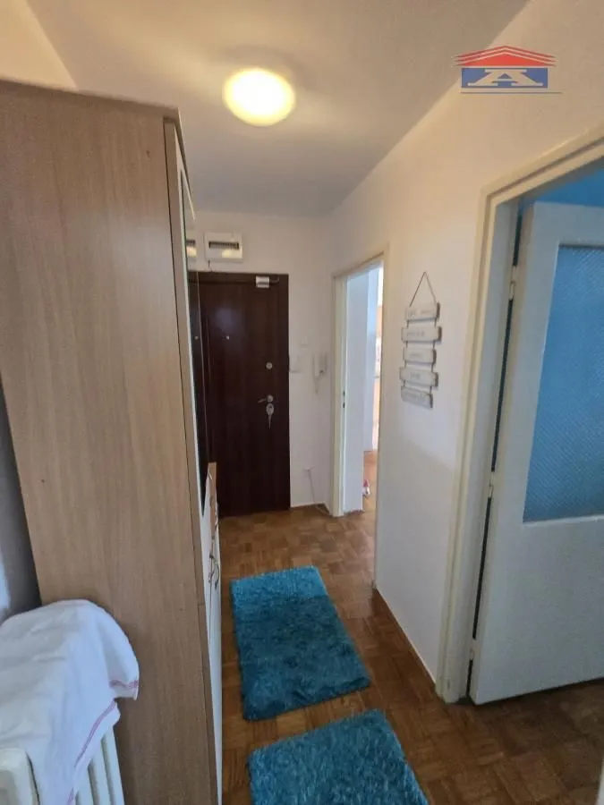Prodaja, dvosoban stan, 43m², Banatić, Novi Sad Sve Podlokacije