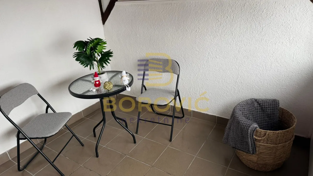 Prodaja, dvosoban stan, 63m², Savski Venac, Beograd