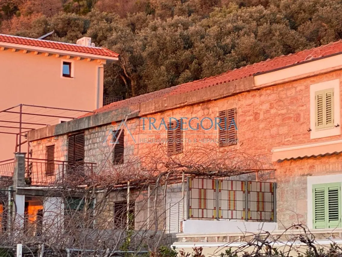 Prodaja, dvosoban stan, 104m², Pržno, Budva