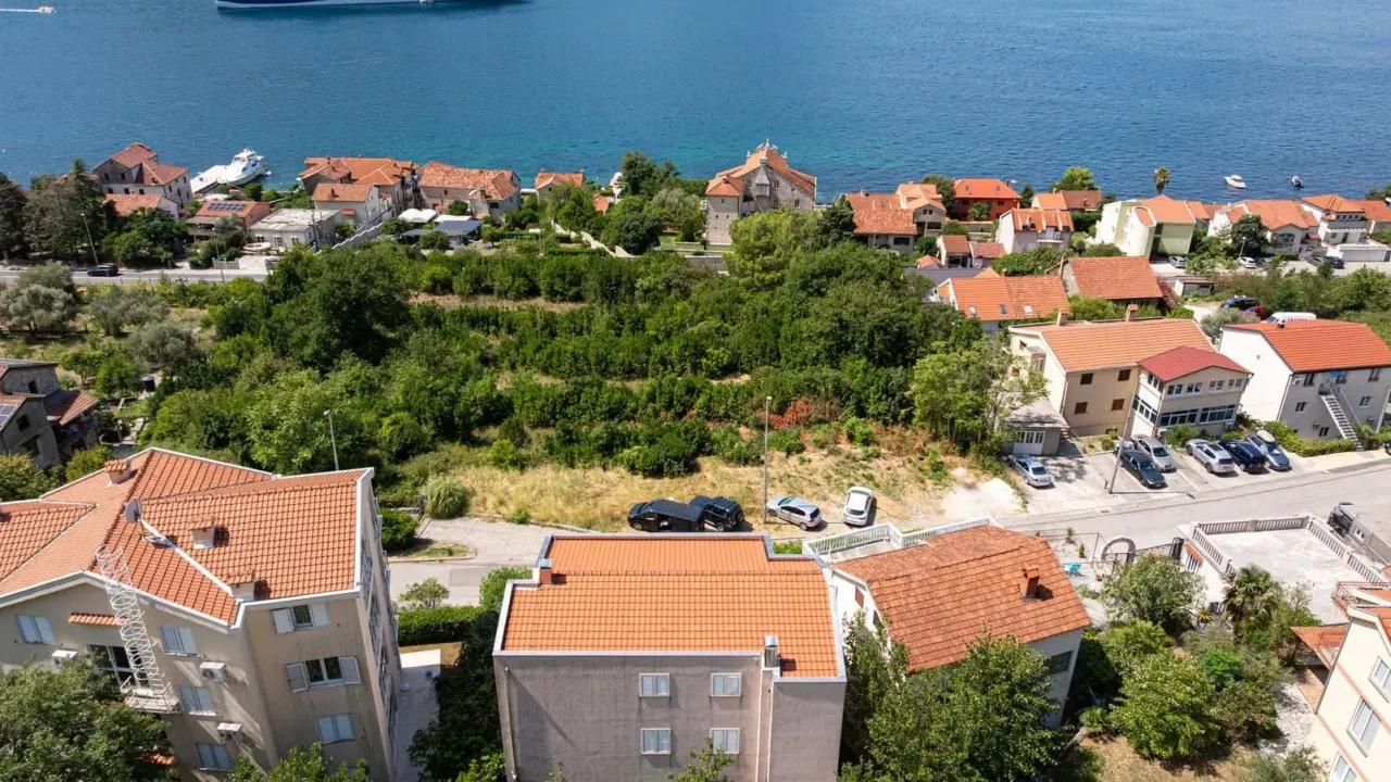 Prodaja, kuća, 267m², Dobrota, Kotor