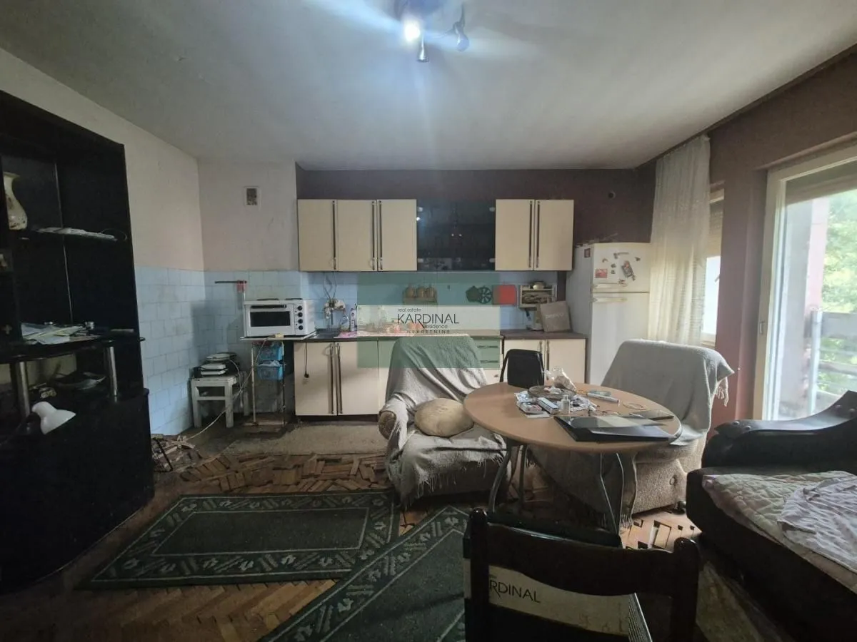 Prodaja, dvosoban stan, 65m², Strelište, Jagodina