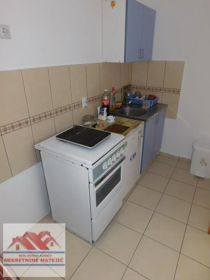 Rent, office space, 74m², Centar, Kragujevac