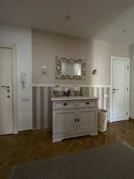 Rent, two bedroom apartment, 55m², Savski Venac, Beograd - image 14