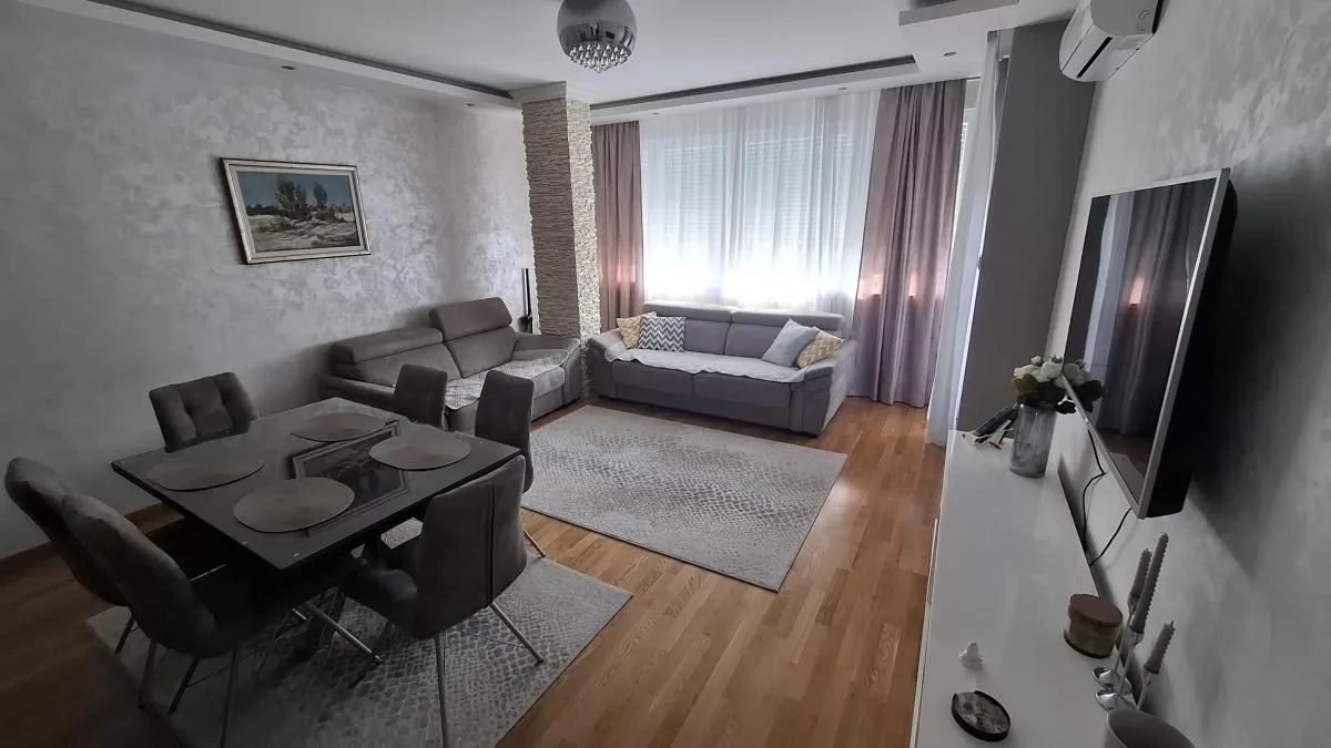 Izdavanje, trosoban stan, 70m², Sajmište, Novi Sad