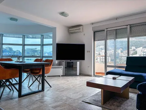 Sale, one bedroom apartment, 71m², Bečići, Budva - image 1