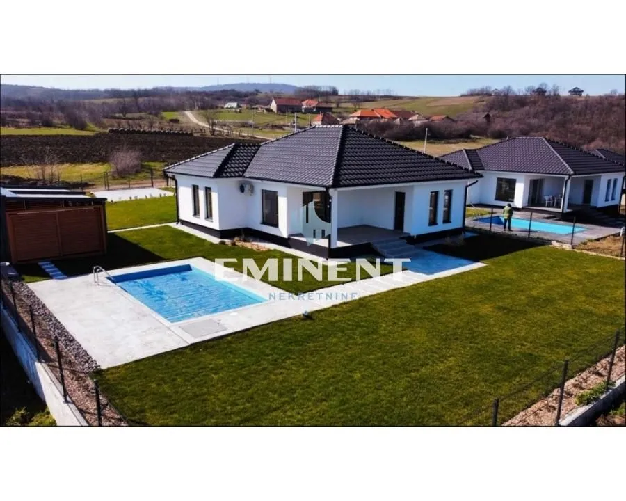 Sale, house, 136m², Kosmaj, Sopot