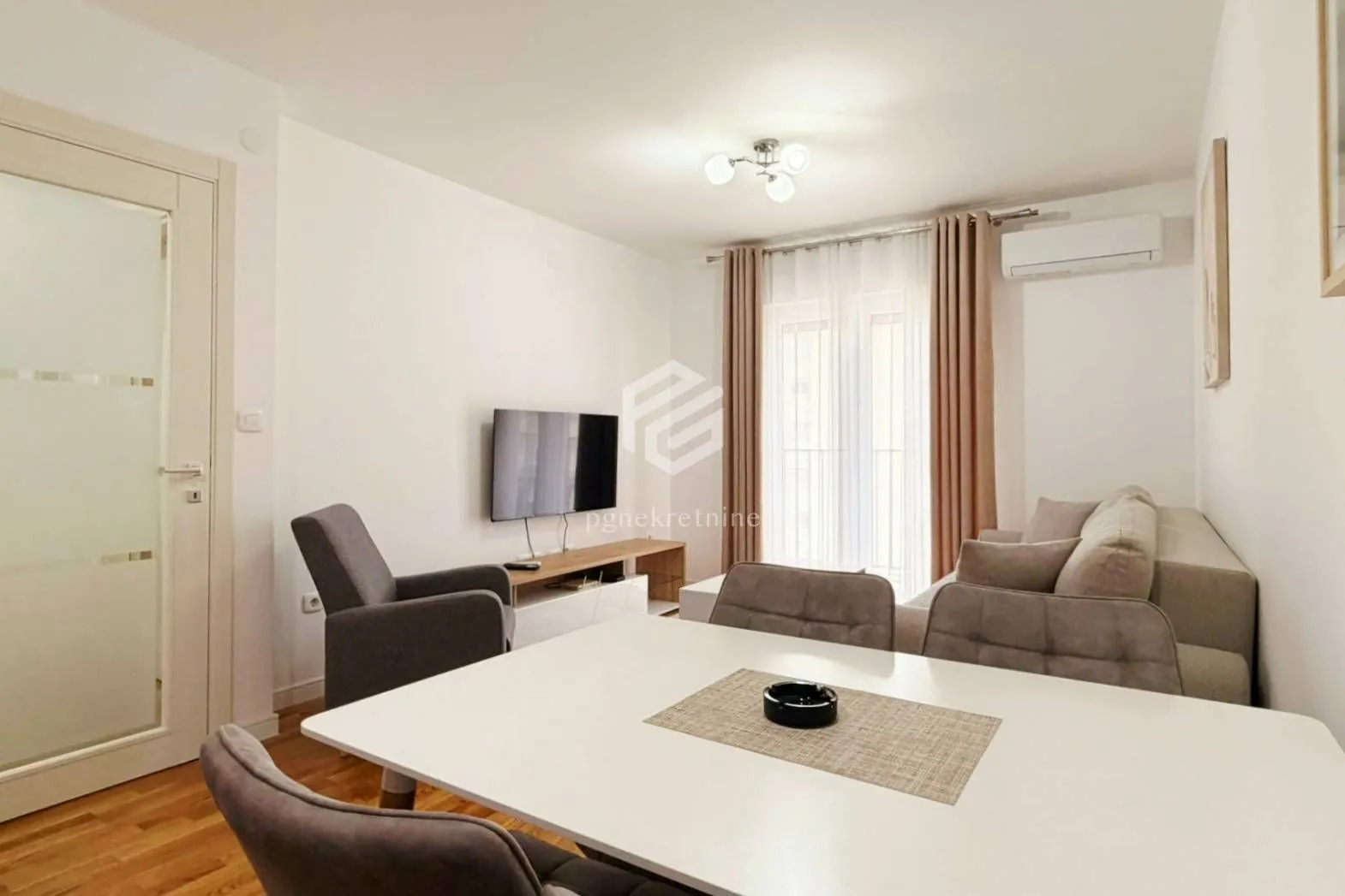 Prodaja, jednosoban stan, 40m², Tuški Put, Podgorica