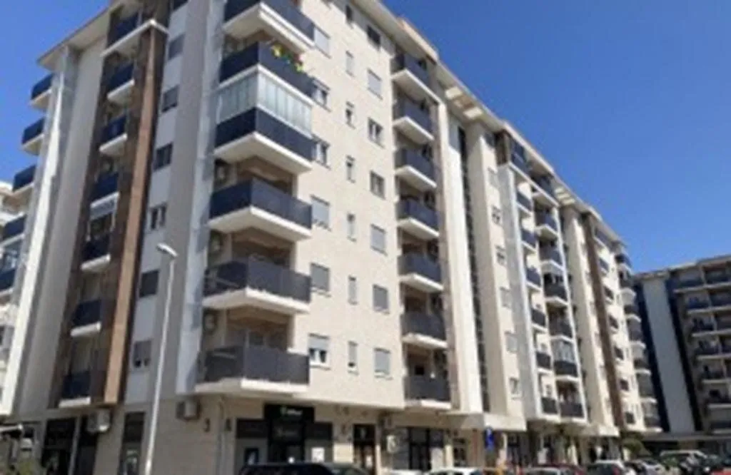 Izdavanje, dvosoban stan, 75m², City Kvart, Podgorica