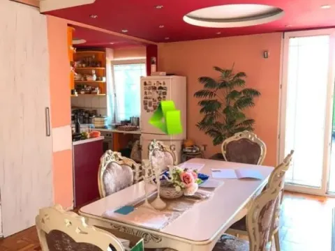 Sale, house, 292m², Medijana, Niš