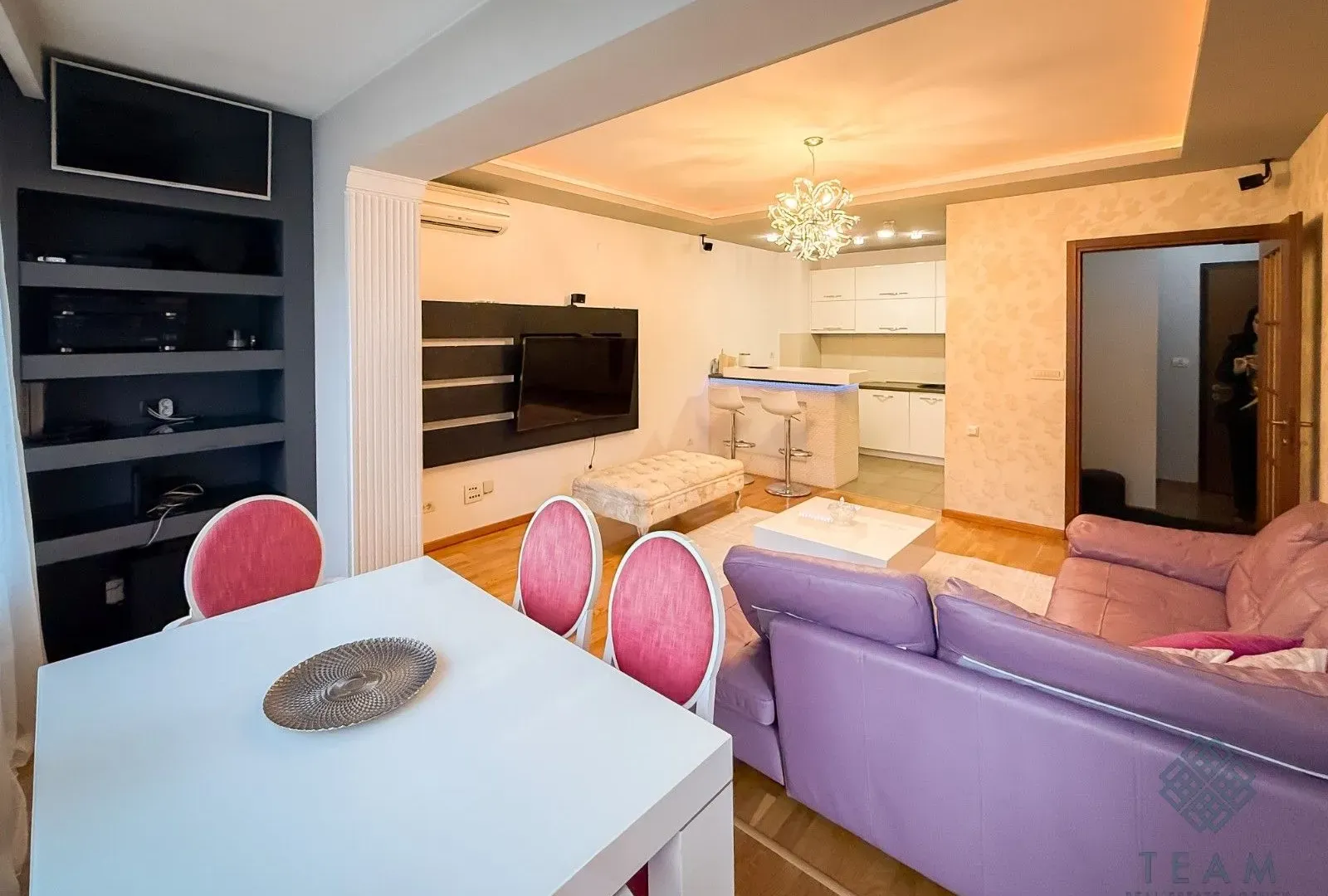 Rent, two bedroom apartment, 75m², City Kvart, Podgorica
