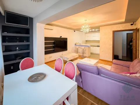 Rent, two bedroom apartment, 75m², City Kvart, Podgorica - image 3