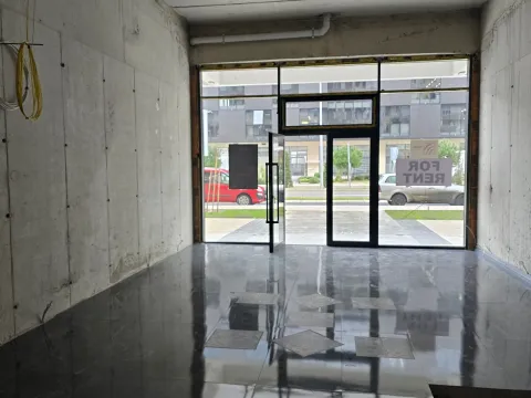 Izdavanje, poslovni prostor, 94m², Central Point, Podgorica - image 3