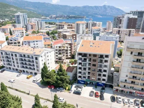 Sale, two bedroom apartment, 78m², Budva, Crna Gora - image 21