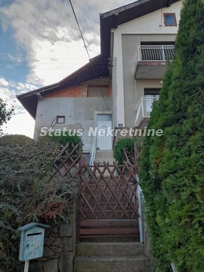Prodaja, kuća, 135m², Petrovaradin, Novi Sad