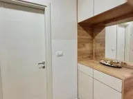 Izdavanje, jednosoban stan, 43m², Central Point, Podgorica - image 8