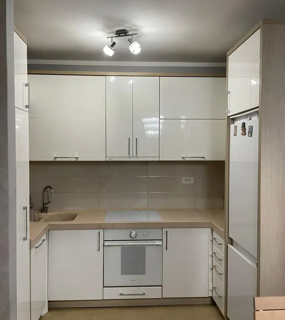Izdavanje, dvosoban stan, 70m², Zagorič, Podgorica