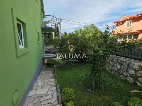 Izdavanje, kuća, 200m², Zagorič, Podgorica - image 7