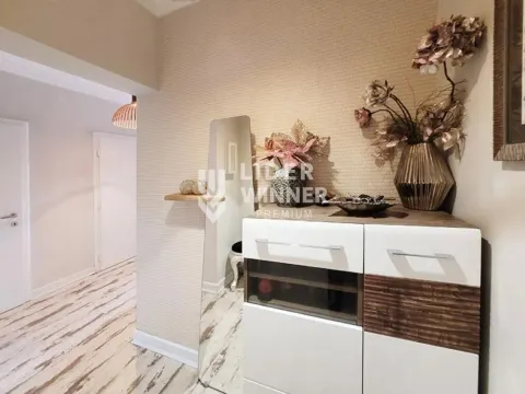 Sale, three bedroom apartment, 90m², Trošarina, Voždovac Sve Podlokacije - image 2