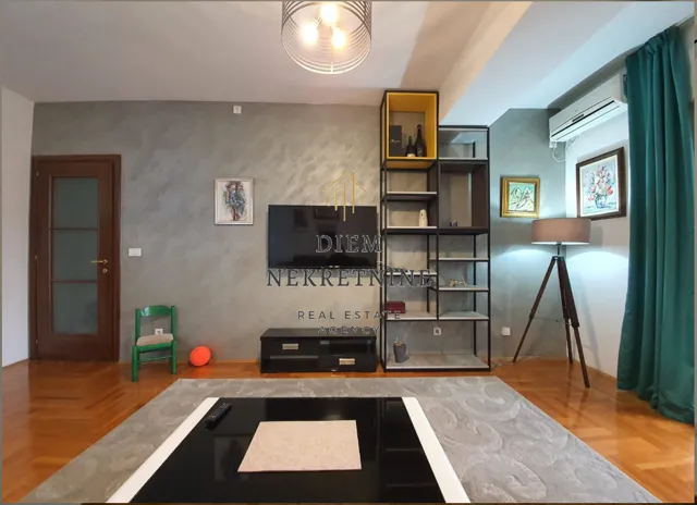 Rent, two bedroom apartment, 70m², City Kvart, Podgorica
