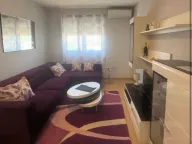 Prodaja, jednosoban stan, 46m², City Kvart, Podgorica - image 1