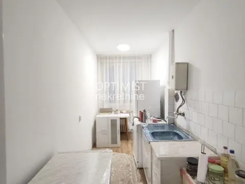 Prodaja, trosoban stan, 71m², Autokomanda, Voždovac Sve Podlokacije - image 12