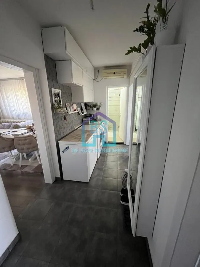 Prodaja, trosoban stan, 58m², Sremski Karlovci, Novi Sad