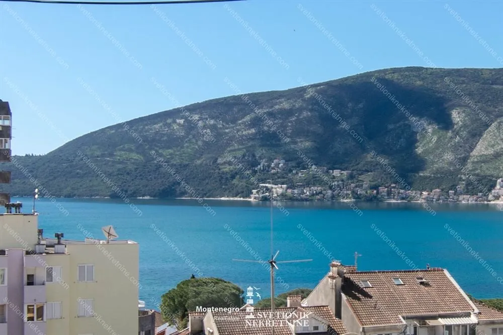 Prodaja, četvorosoban stan, 137m², Topla, Herceg Novi