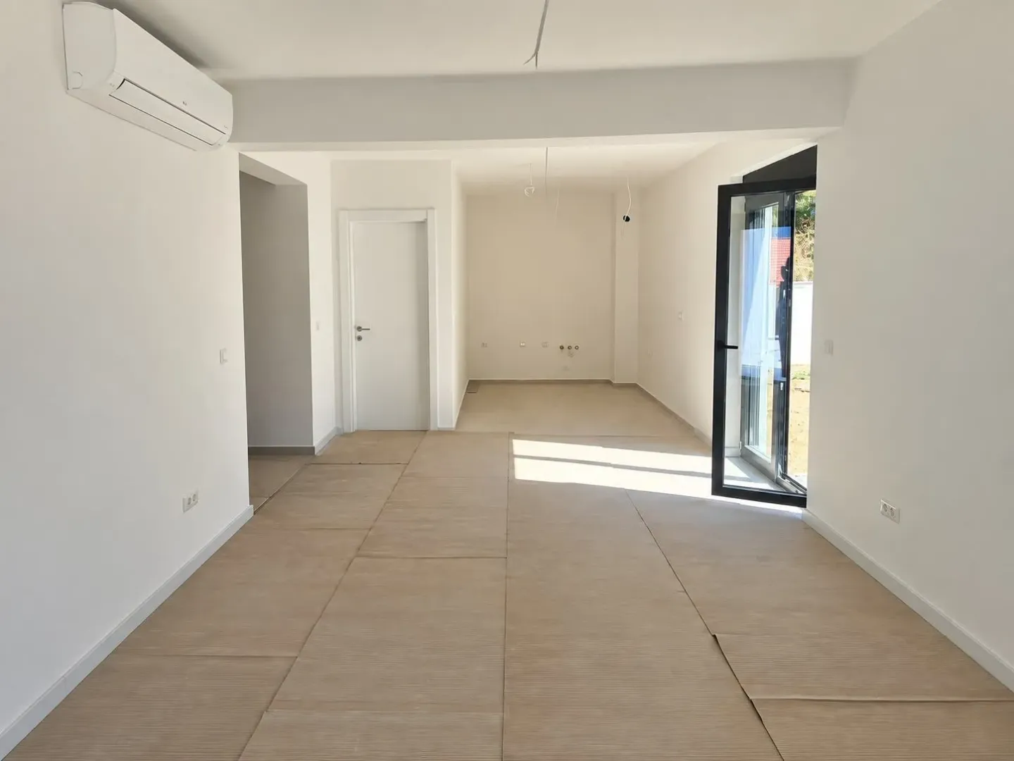 Prodaja, jednosoban stan, 58m², Dobrota, Kotor