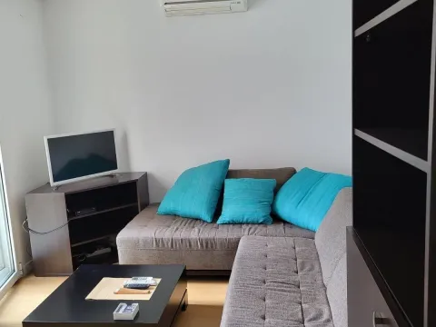 Sale, one bedroom apartment, 32m², Budva, Crna Gora - image 1