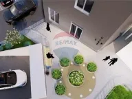 Prodaja, dvosoban stan, 75m², Tomba, Bar - image 4