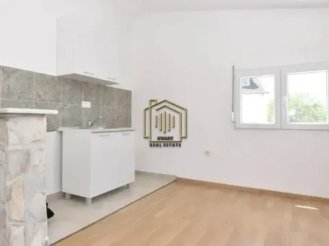 Izdavanje, jednosoban stan, 60m², Vranići, Podgorica - image 2