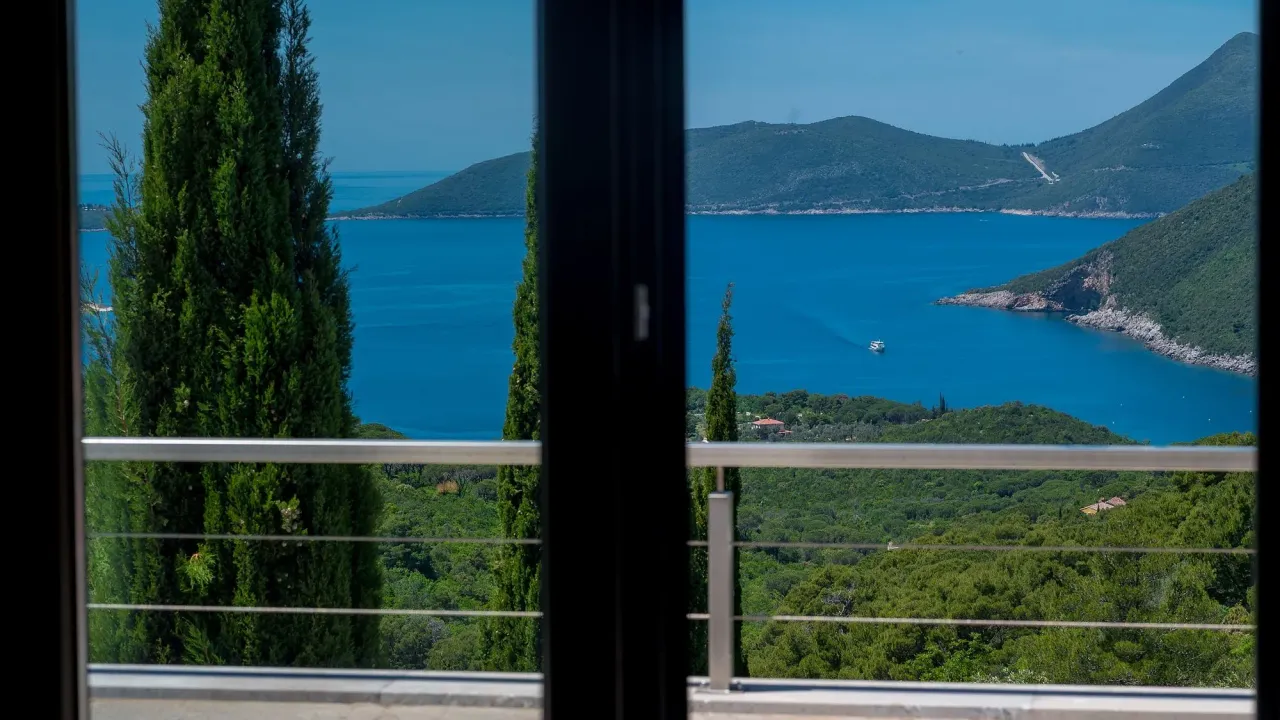 Rent, house, 240m², Luštica, Herceg Novi
